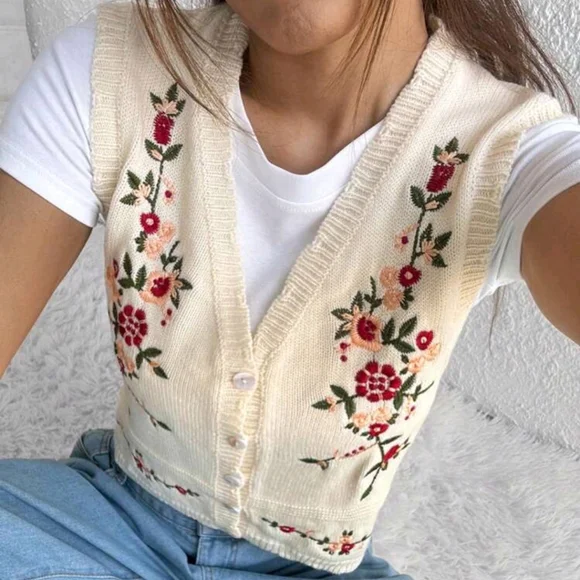 Sweet Casual Embroidered Vest, Versatile Style - Picture 3 of 4
